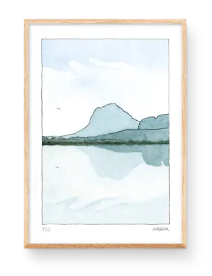 Dibujo en acuarela de la montaña El Montgo visto desde la marjal Pego Oliva, junto a Denia. Ilustración de Marroiak