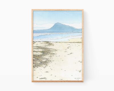 Lámina dibujos de Denia, Alicante. Cuadro decorativo para enmarcar de un paisaje con una acuarela de la montaña El Montgó (en Denia y Jávea) con una vista desde la playa de Oliva. Regalos y souvenirs de La Terreta